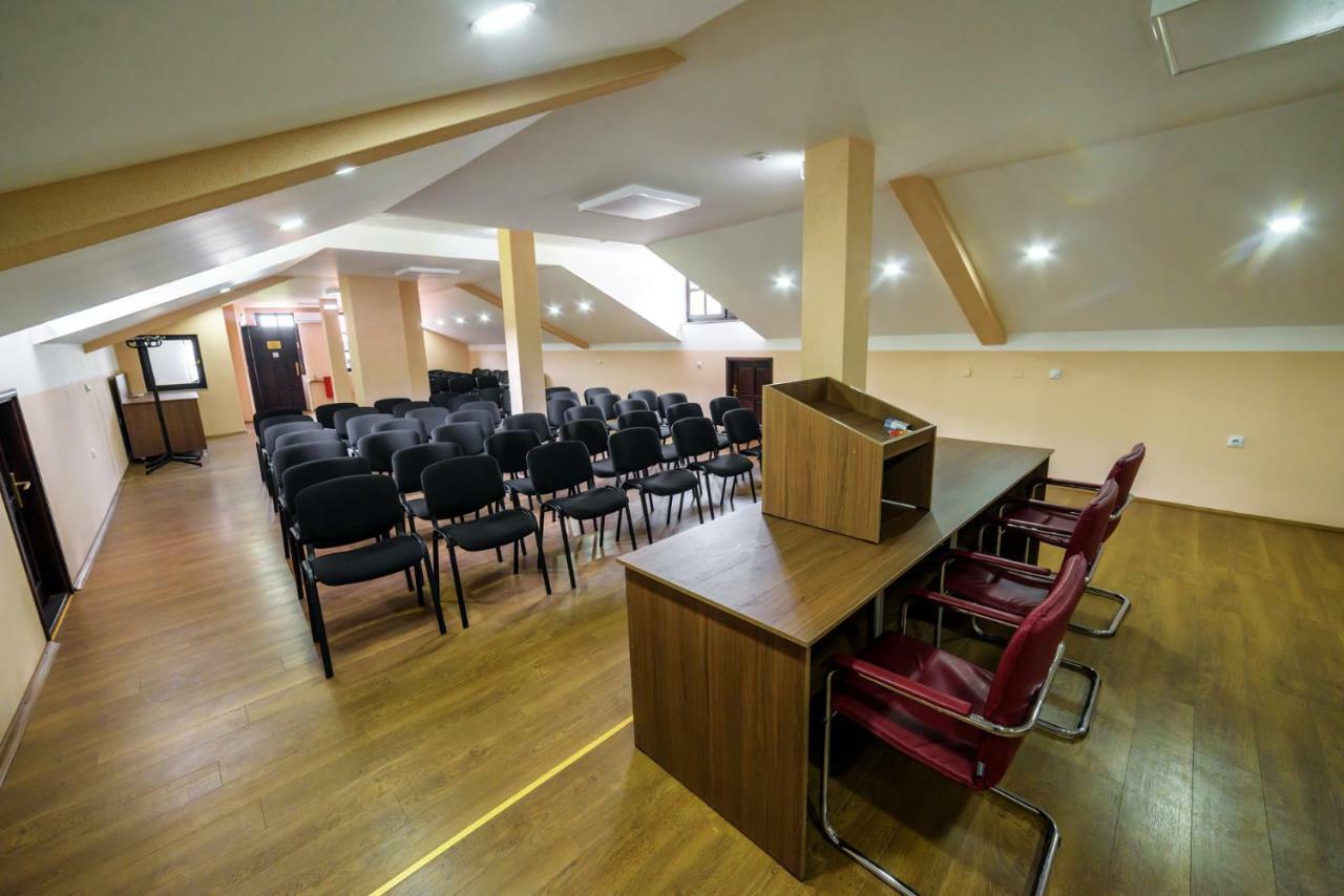 Kriva Palanka Hotel Manastir Sv. Joakim Osogovski מראה חיצוני תמונה